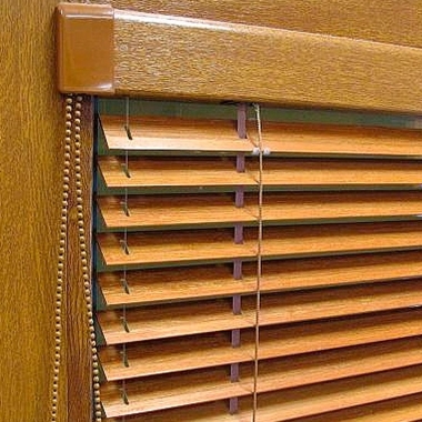 gyöngyláncos reluxák